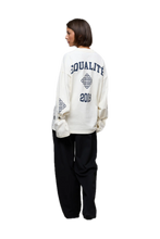 Afbeelding in Gallery-weergave laden, Equalité ISA OVERSIZED LONGSLEEVE TEE OFF-WHITE
