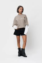 Load image into Gallery viewer, ETIENNE DOUBLE LAYER LONGSLEEVE TEE TAUPE