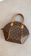 Load image into Gallery viewer, Louis Vuitton Ellipse