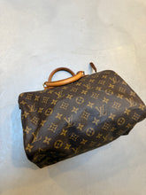 Load image into Gallery viewer, Louis Vuitton Keepall 30