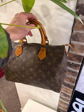 Load image into Gallery viewer, Louis Vuitton Speedy 30