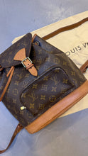 Load image into Gallery viewer, Louis Vuitton Backpack