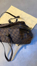 Load image into Gallery viewer, Louis Vuitton Chelsea Bag Damier