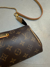 Load image into Gallery viewer, Louis Vuitton Eva Kelly (like new)