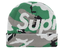 Afbeelding in Gallery-weergave laden, Supreme Camo Big Logo Beanie Green Camo