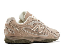 Load image into Gallery viewer, New Balance 204L Mushroom Arid Stone
