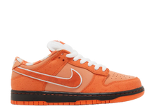 Afbeelding in Gallery-weergave laden, Nike SB Dunk Low Concepts Orange Lobster
