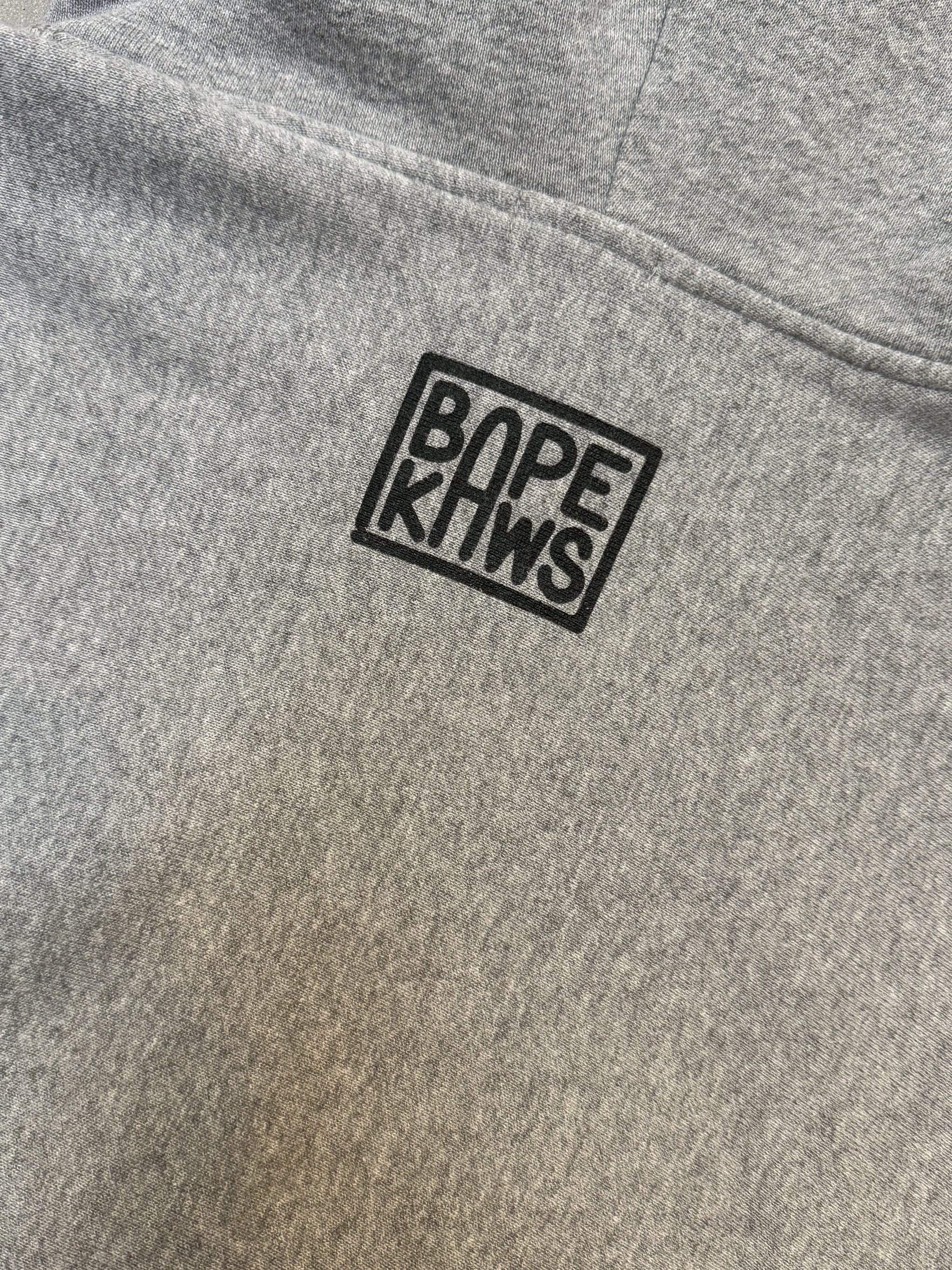 Bape x Kaws Full Zip Hoodie 2005 – Dropdayz