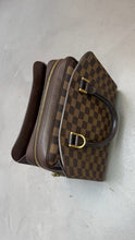 Load image into Gallery viewer, Louis Vuitton Vintage Bag
