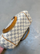 Load image into Gallery viewer, Louis Vuitton Totally Damier Cream
