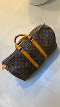 Load image into Gallery viewer, Louis Vuitton Keepall 45L
