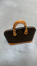Load image into Gallery viewer, Louis Vuitton Alma (Pristine Condition)
