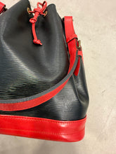 Afbeelding in Gallery-weergave laden, Louis Vuitton Noe Petit EPI
