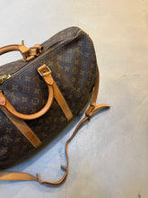 Afbeelding in Gallery-weergave laden, Louis Vuitton Keepall 50L W Strap
