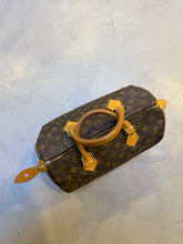 Afbeelding in Gallery-weergave laden, Louis Vuitton Speedy 30
