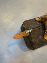 Afbeelding in Gallery-weergave laden, Louis Vuitton Speedy 30
