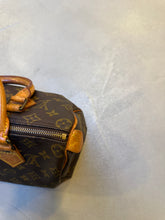 Afbeelding in Gallery-weergave laden, Louis Vuitton Speedy 25
