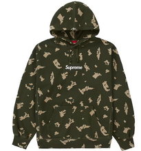 Afbeelding in Gallery-weergave laden, Supreme Box Logo Hooded Sweatshirt (FW21) Olive Russian Camo
