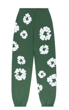 Load image into Gallery viewer, Denim Tears The Cotton Wreath Sweatpants Green
