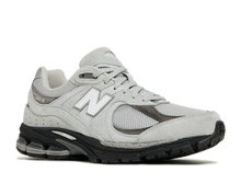 Afbeelding in Gallery-weergave laden, New Balance 2002R Grey Black Exclusive
