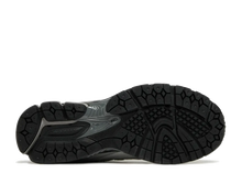 Afbeelding in Gallery-weergave laden, New Balance 2002R Grey Black Exclusive
