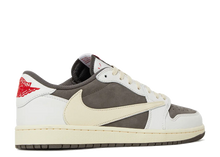 Afbeelding in Gallery-weergave laden, Jordan 1 Retro Low OG SP Travis Scott Reverse Mocha
