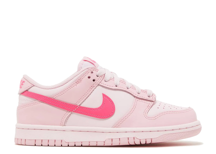 Nike Dunk Low Triple Pink