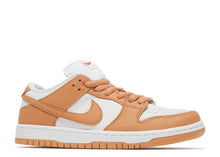 Load image into Gallery viewer, Nike SB Dunk Low Light Cognac
