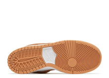 Load image into Gallery viewer, Nike SB Dunk Low Light Cognac
